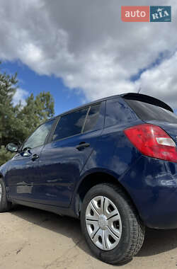 Хэтчбек Skoda Fabia 2014 в 