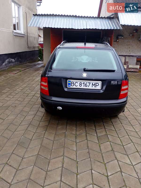 Универсал Skoda Fabia 2003 в Жидачове