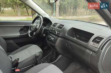 Хэтчбек Skoda Fabia 2010 в 