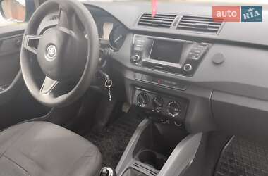 Хэтчбек Skoda Fabia 2015 в 