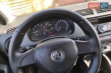 Хетчбек Skoda Fabia 2015 в 