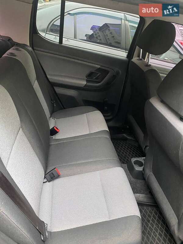 Хетчбек Skoda Fabia 2010 в Києві