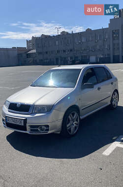 Хэтчбек Skoda Fabia 2005 в 