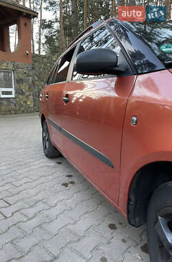 Универсал Skoda Fabia 2009 в 