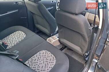 Хэтчбек Skoda Fabia 2006 в 