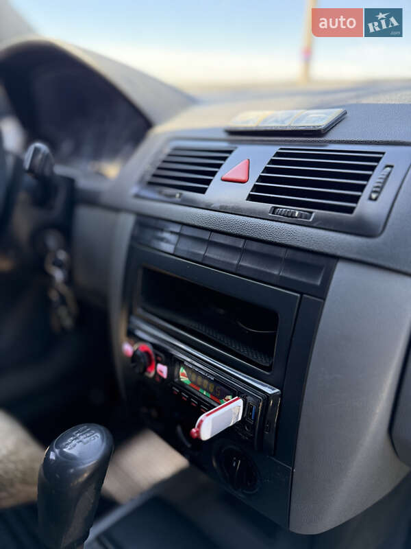 Універсал Skoda Fabia 2001 в Подільську