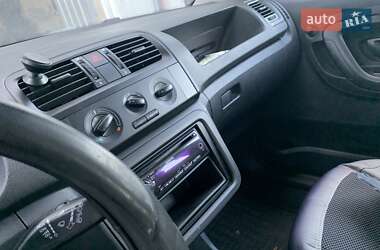Хэтчбек Skoda Fabia 2012 в 
