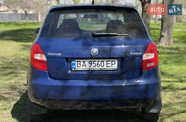 Хэтчбек Skoda Fabia 2014 в 