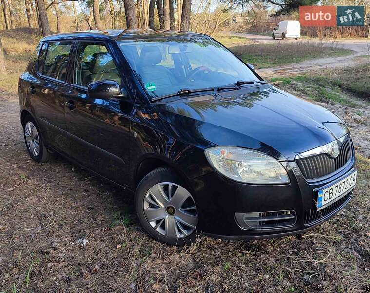 Хетчбек Skoda Fabia 2008 в Коропі