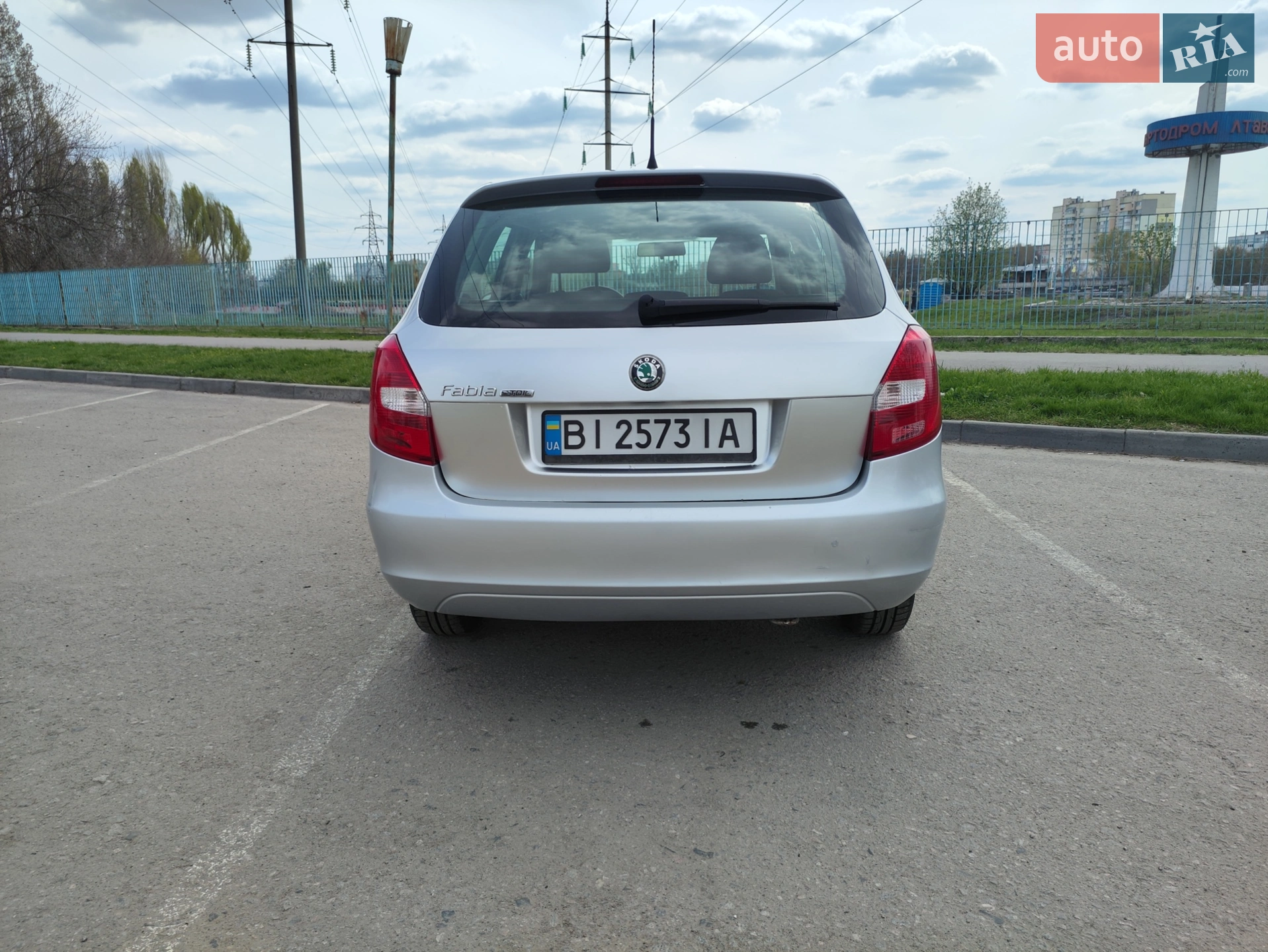 2011 Skoda Fabia - мініатюра 8