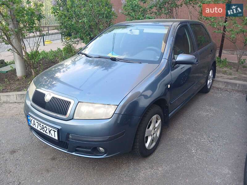 Хетчбек Skoda Fabia 2005 в Києві