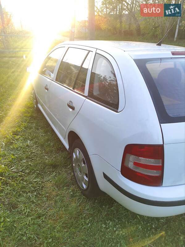 Універсал Skoda Fabia 2005 в Києві
