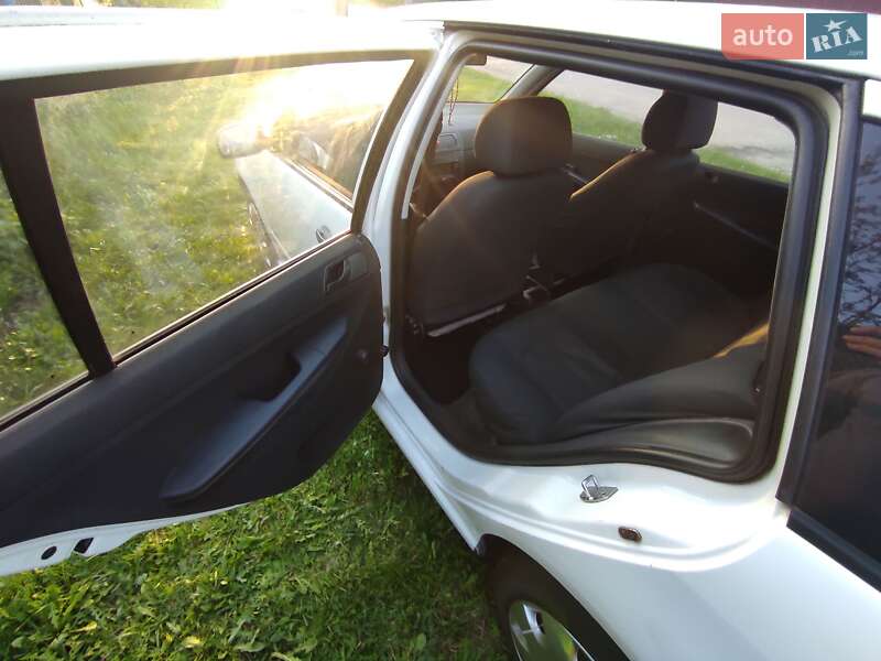 Універсал Skoda Fabia 2005 в Києві