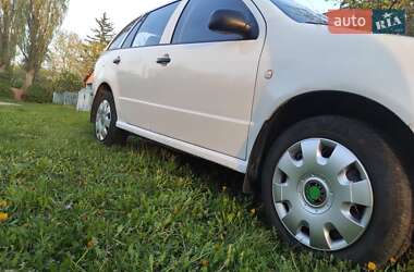 Универсал Skoda Fabia 2005 в 