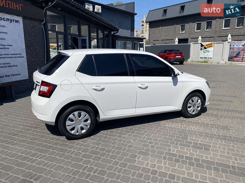 Хэтчбек Skoda Fabia 2016 в Белой Церкви