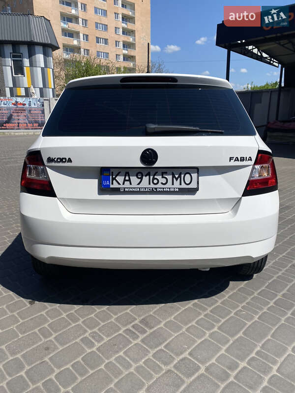 Хэтчбек Skoda Fabia 2016 в Белой Церкви