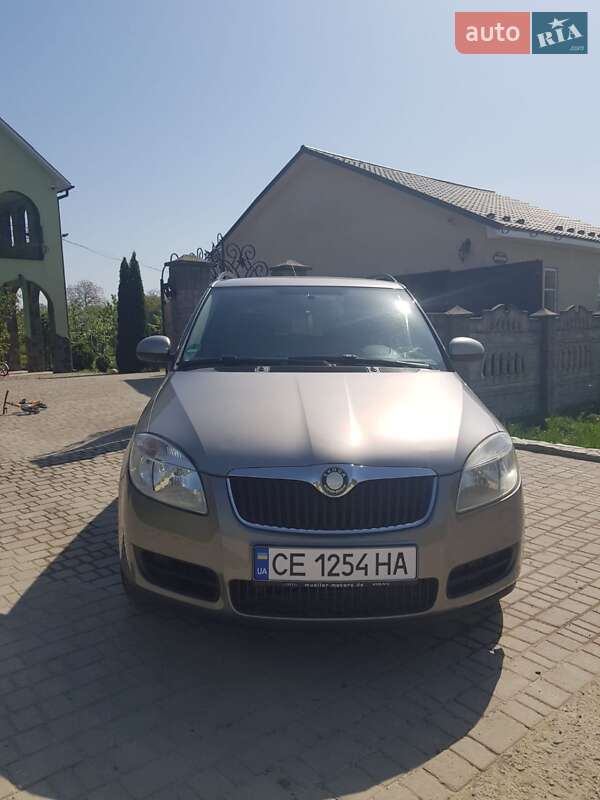 Универсал Skoda Fabia 2008 в Черновцах