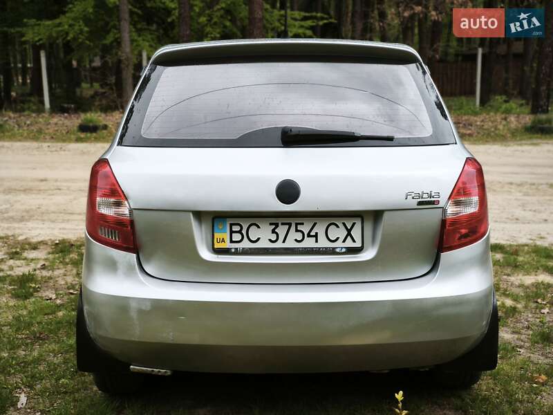 Хетчбек Skoda Fabia 2007 в Львові фото 4 Хетчбек Skoda Fabia 2007 в Львові