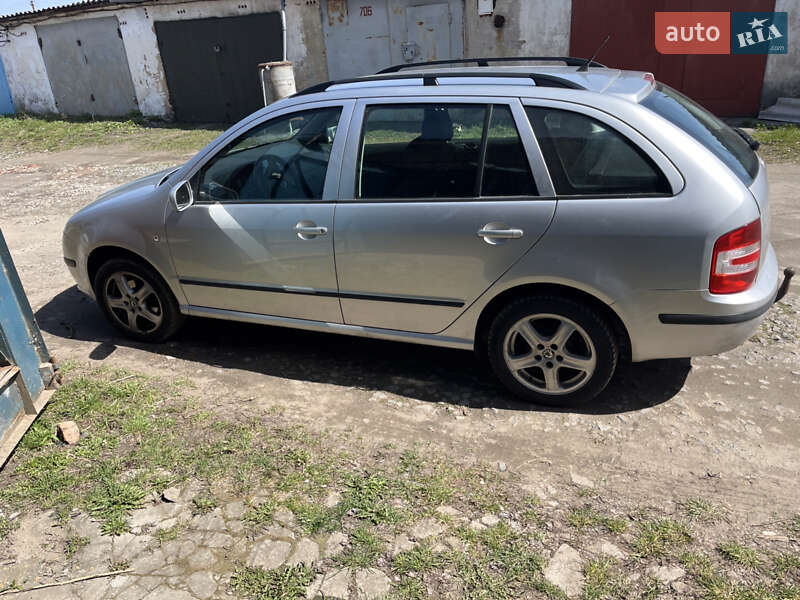 Універсал Skoda Fabia 2006 в Старокостянтинові