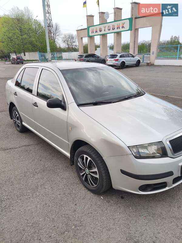Седан Skoda Fabia 2005 в Івано-Франківську