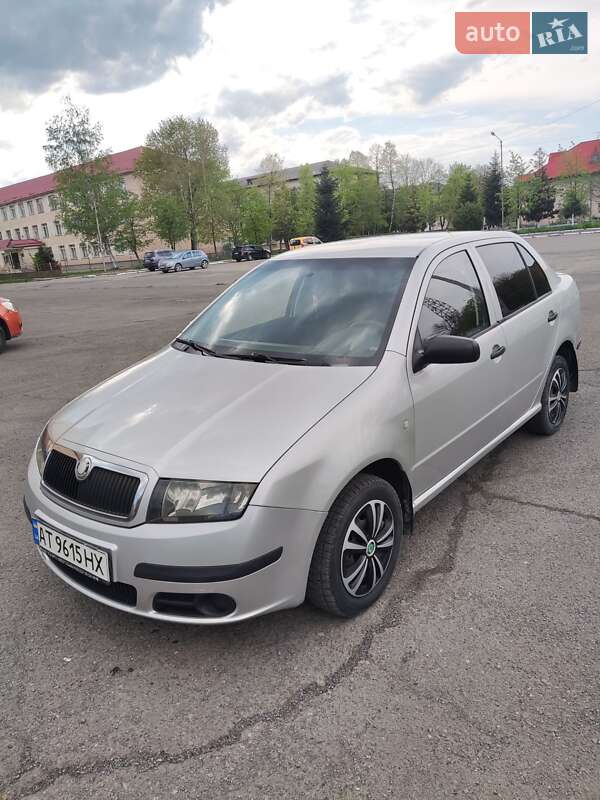 Седан Skoda Fabia 2005 в Івано-Франківську
