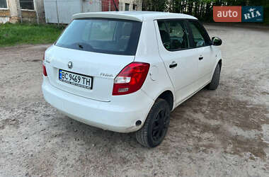 Хетчбек Skoda Fabia 2013 в 