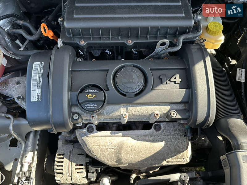 Хетчбек Skoda Fabia 2008 в Луцьку