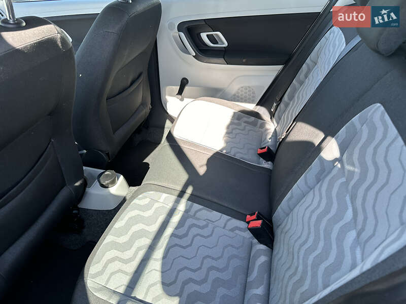 Хетчбек Skoda Fabia 2008 в Луцьку