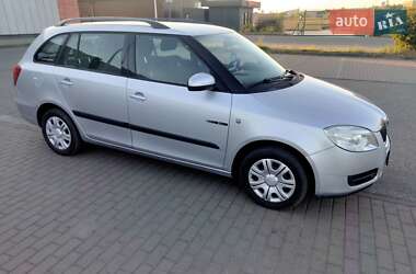 Універсал Skoda Fabia 2008 в Виноградові