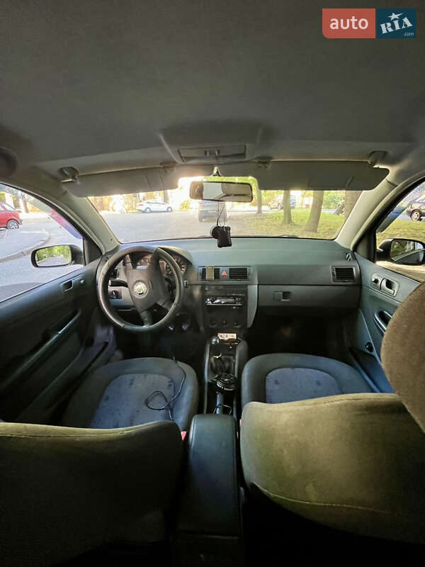 Хетчбек Skoda Fabia 2003 в Одесі