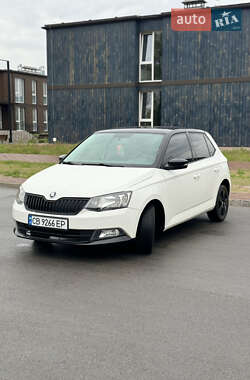 Хэтчбек Skoda Fabia 2015 в 
