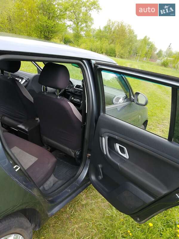 Хетчбек Skoda Fabia 2008 в Чернігові фото 12 Хетчбек Skoda Fabia 2008 в Чернігові