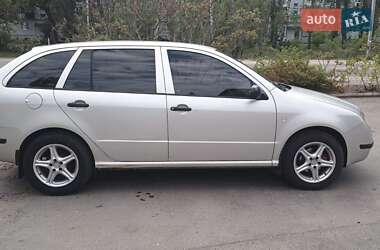 Универсал Skoda Fabia 2003 в Ахтырке