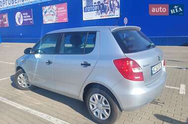 Хетчбек Skoda Fabia 2014 в 