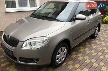 Хэтчбек Skoda Fabia 2008 в Тернополе