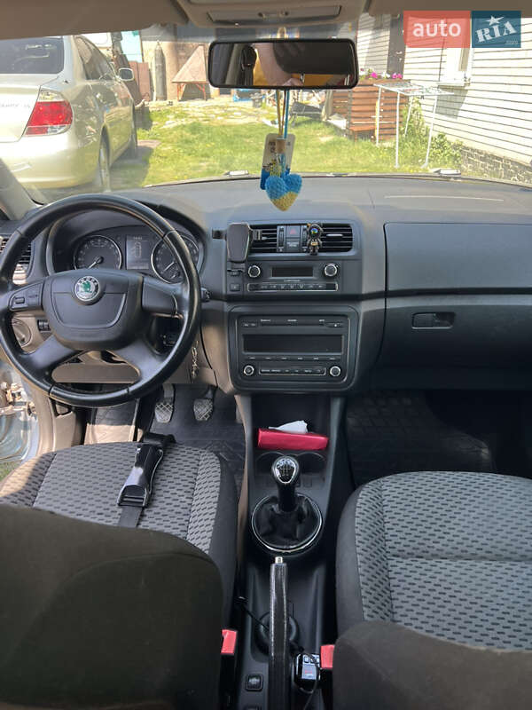 Универсал Skoda Fabia 2010 в Житомире