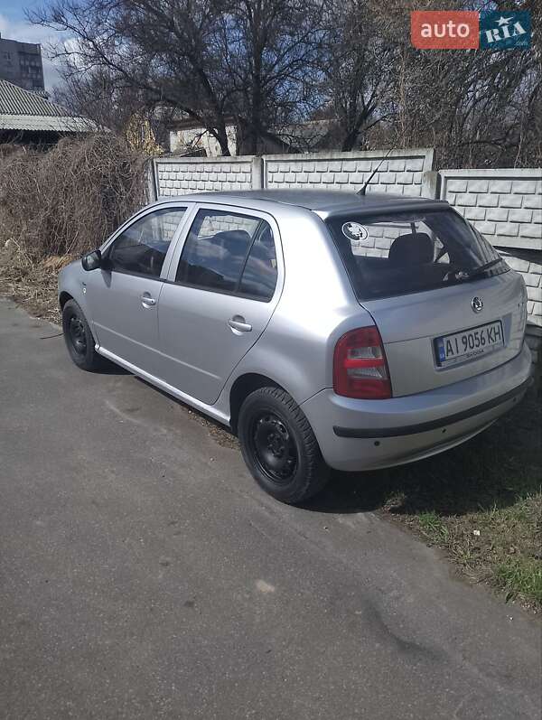 Хетчбек Skoda Fabia 2003 в Чернігові