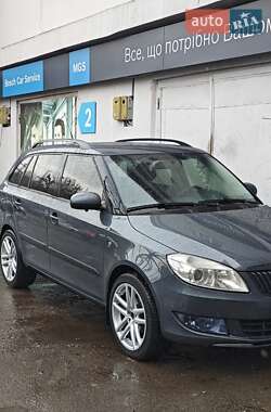 Универсал Skoda Fabia 2010 в 