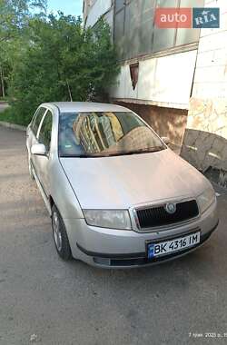 Хэтчбек Skoda Fabia 2003 в Ровно