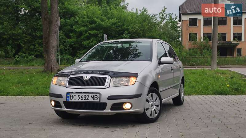 Хетчбек Skoda Fabia 2006 в Дрогобичі