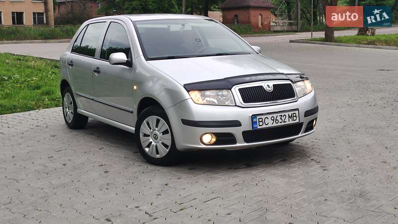 Хетчбек Skoda Fabia 2006 в Дрогобичі