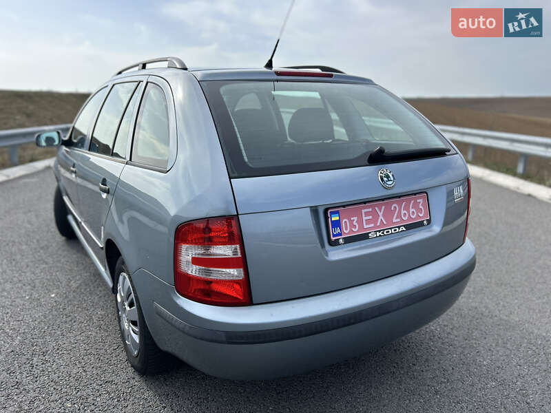 Универсал Skoda Fabia 2006 в Ровно