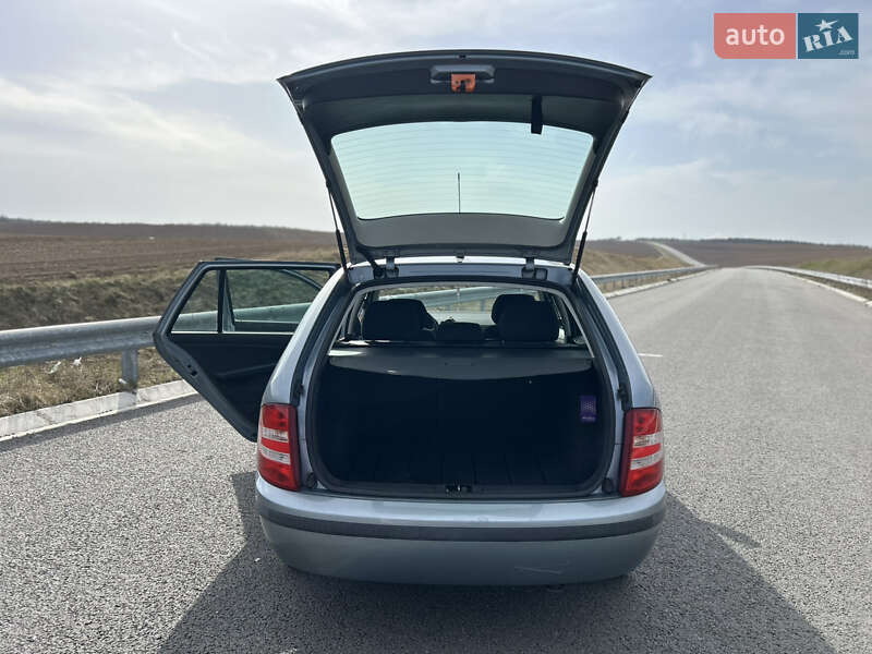 Универсал Skoda Fabia 2006 в Ровно