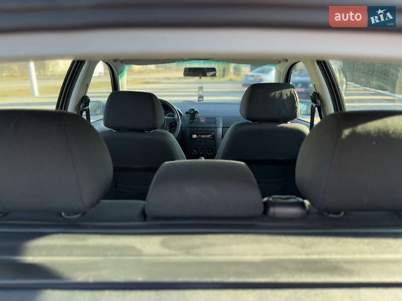 Универсал Skoda Fabia 2006 в Ровно
