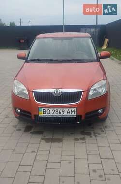 Хэтчбек Skoda Fabia 2008 в 