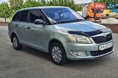 Универсал Skoda Fabia 2010 в 