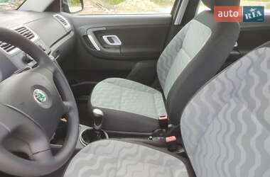 Хетчбек Skoda Fabia 2009 в 