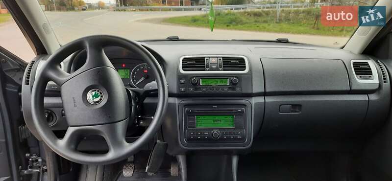 Універсал Skoda Fabia 2009 в Луцьку