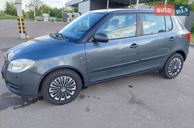 Хетчбек Skoda Fabia 2008 в 