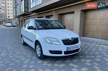 Хэтчбек Skoda Fabia 2010 в Виннице